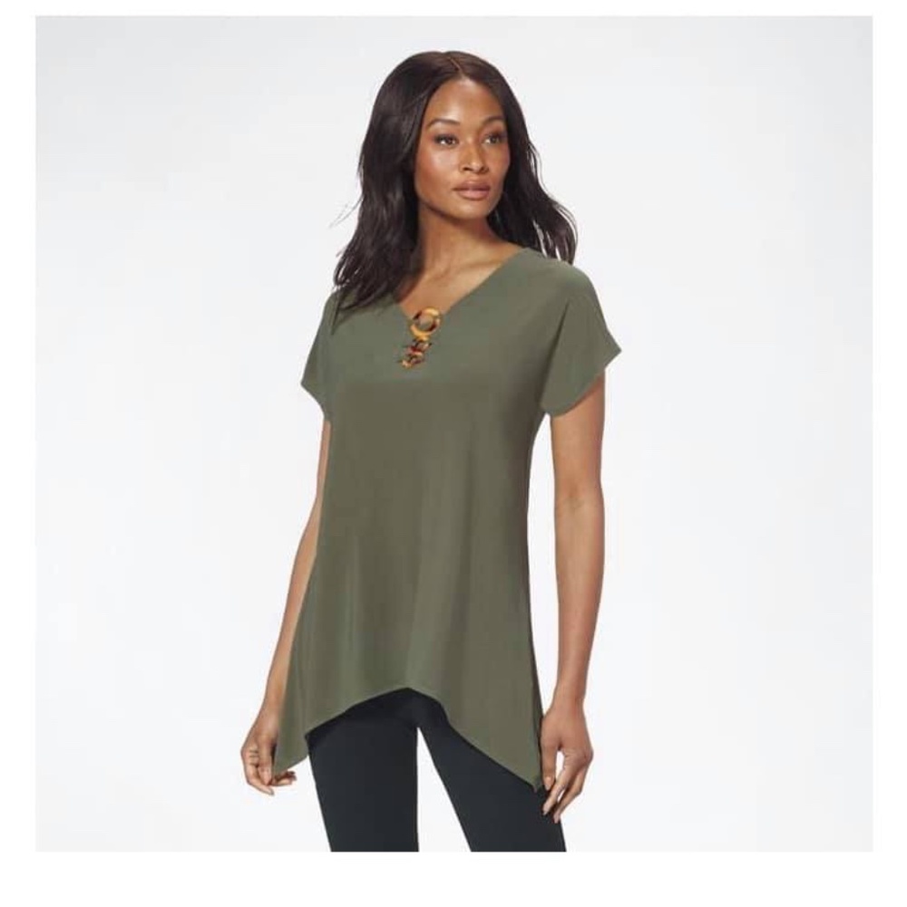 NWOT Avon Tortoise Ring Tunic